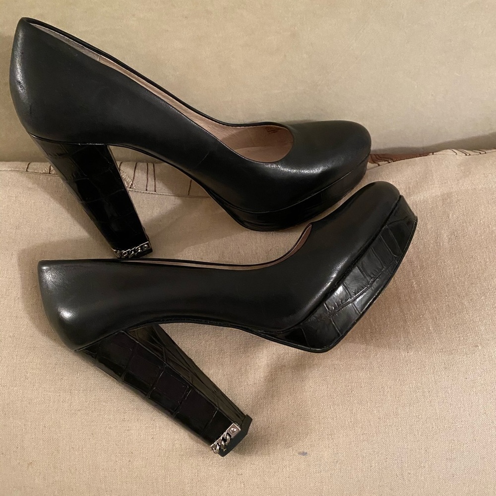 Micheal Kors Jet Set 6 Sabrina Chunky Heel Leather